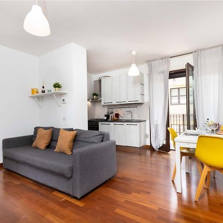 Terrace Milan Con Parcheggio Incluso Lägenhet Exteriör bild