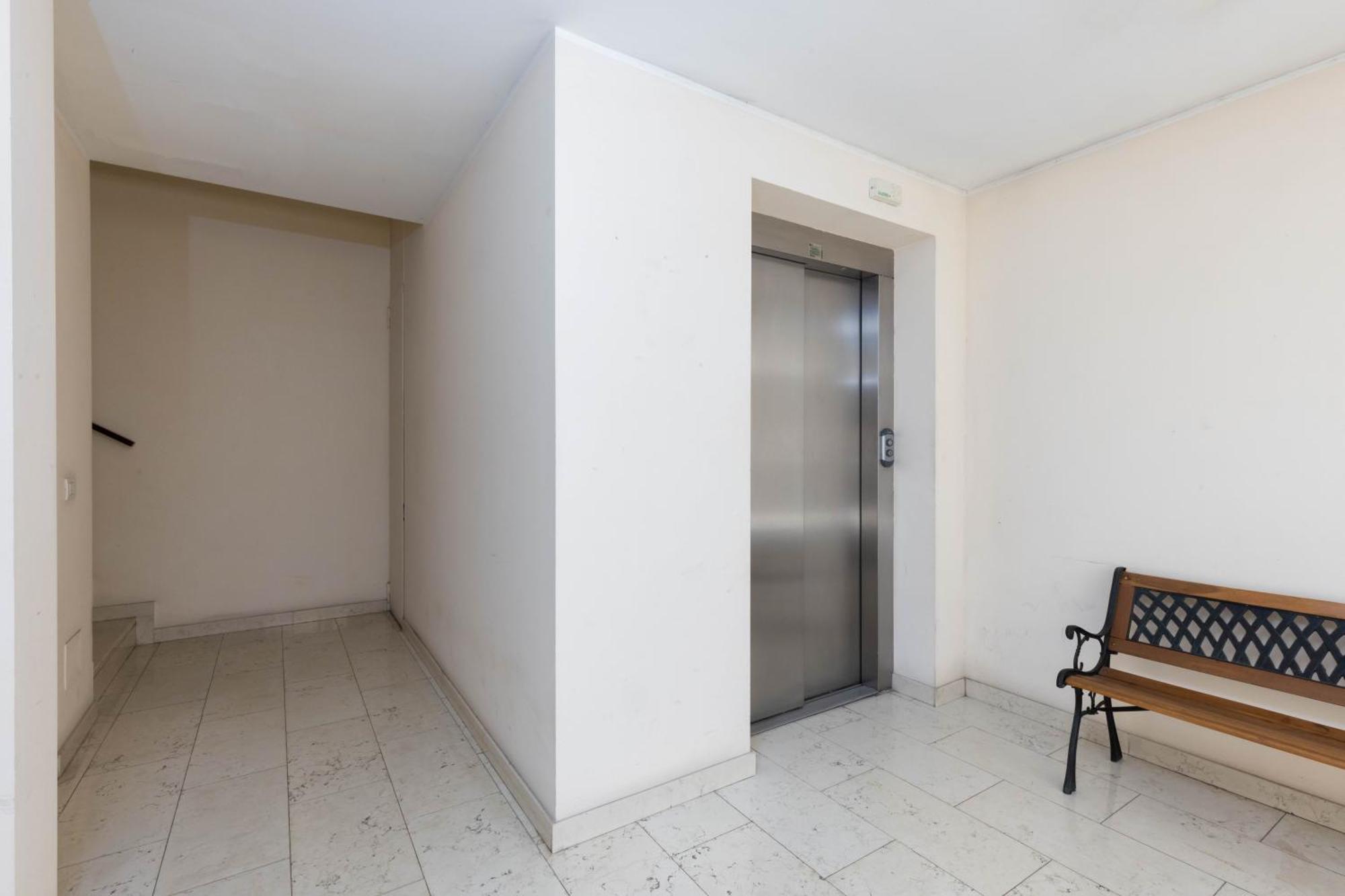 Terrace Milan Con Parcheggio Incluso Lägenhet Exteriör bild
